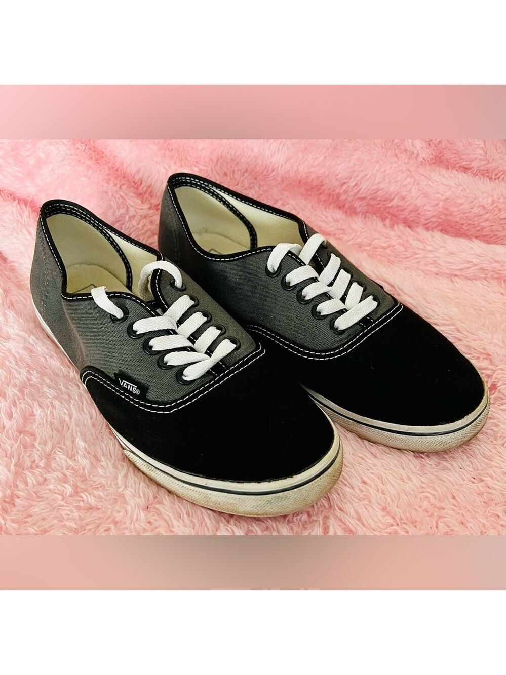 Vans Black and Gray Men’s 7.5 Sneakers